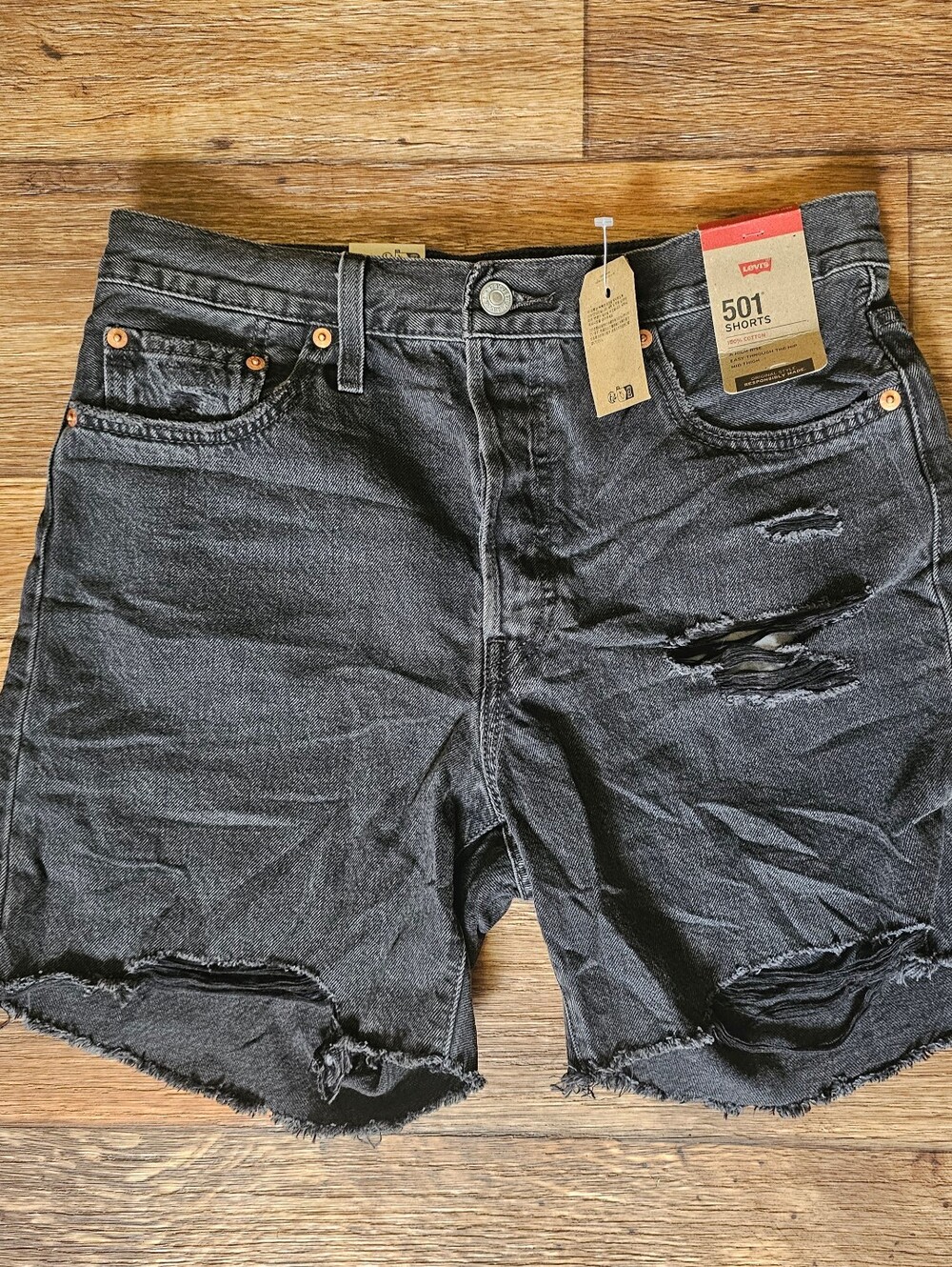 NWT Levi’s 501 Mid-Thigh High Rise Distressed Denim Shorts Washed Black 29